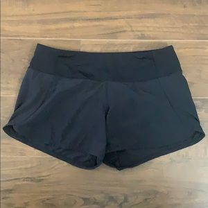 Lululemon black shorts